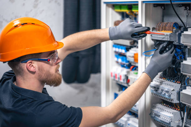Best Affordable Electrician  in Cedar Rapids, IA